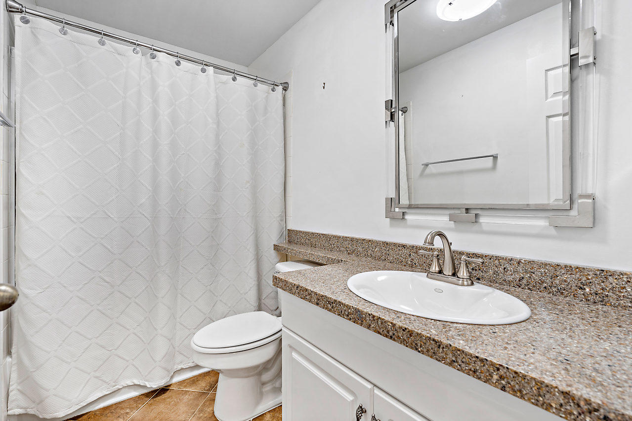 880 Jeffery Street, Unit 880 Boca Raton, FL 33487 - Photo 30 of 32 014-880EJefferySt-DelrayBeach-FL-small