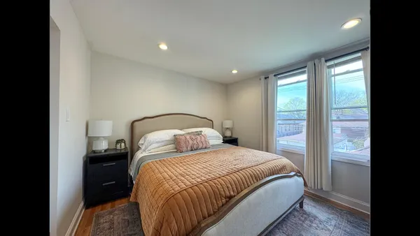 $700,000 | 4954 North Drake Avenue, Chicago, IL 60625