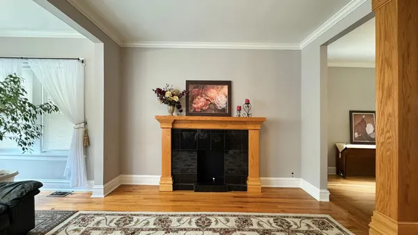 $700,000 | 4954 North Drake Avenue, Chicago, IL 60625