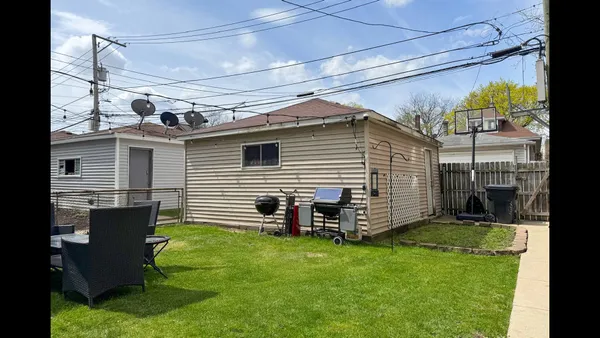 $700,000 | 4954 North Drake Avenue, Chicago, IL 60625