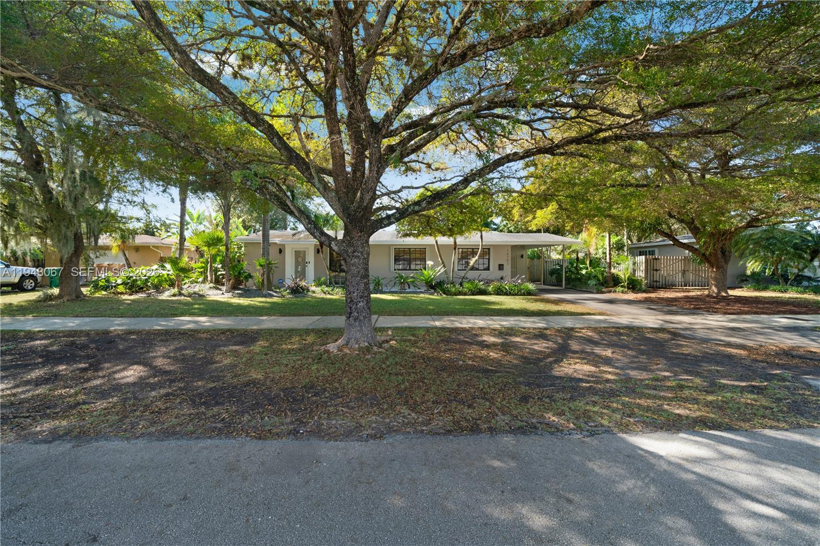 16102 Southwest 98th Avenue Miami, FL 33157 - Photo 35 of 36 Quiet street lined with sidewalks