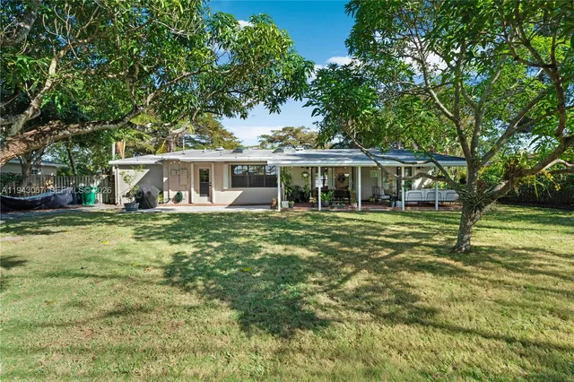 $3,850 | 16102 Southwest 98th Avenue, Miami, FL 33157