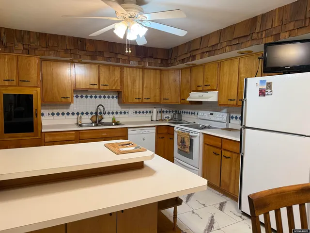 $325,000 | 112 Susan Kay Avenue, Thermopolis, WY 82443