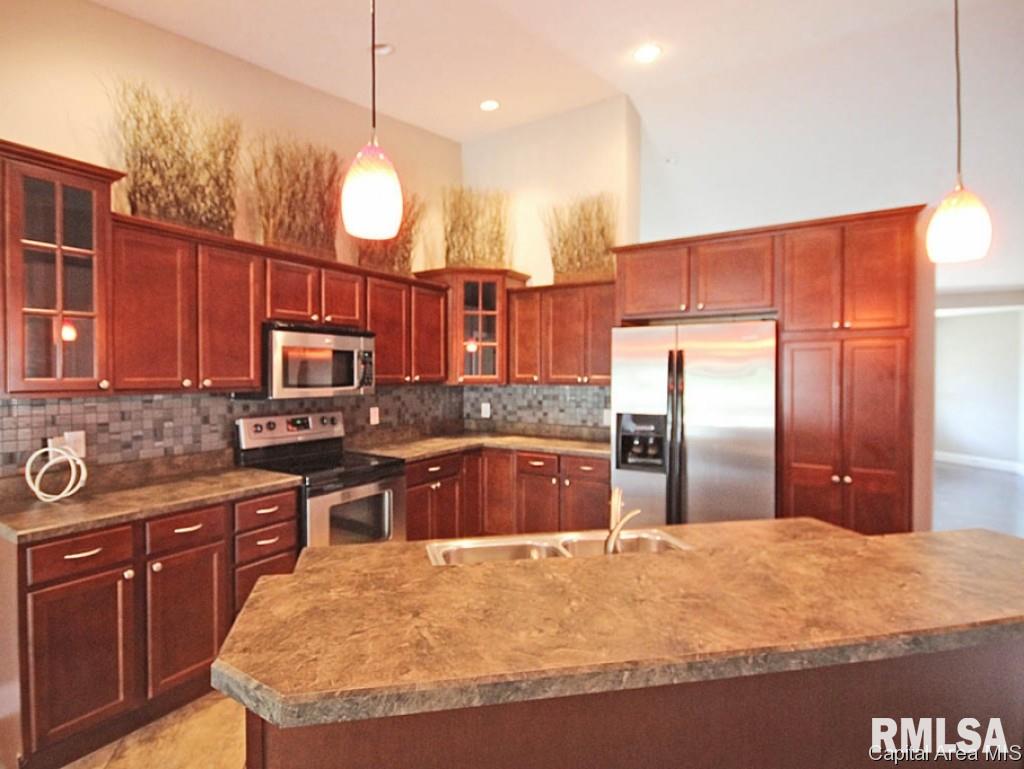 7208 Torrington Way Springfield, IL 62711 - Photo 8 of 33