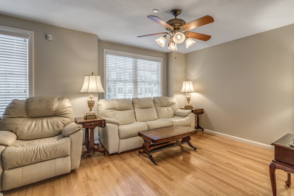 41 Boston Road, Unit 121 Billerica, MA 01862 - Photo 4 of 24