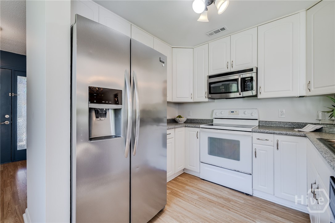 102 Oyster Shell Lane, Unit C11 Savannah, GA 31410 - Photo 8 of 31