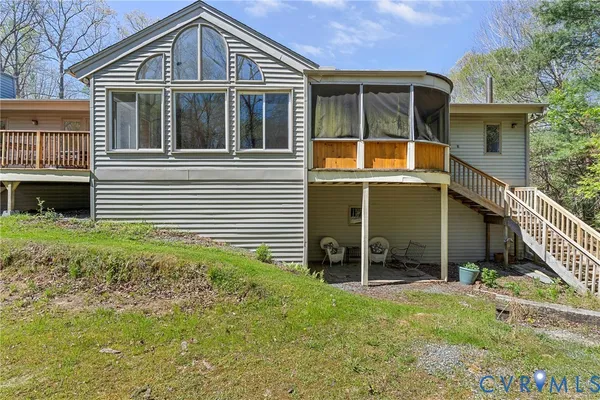 $489,800 | 323 Burnt Mill Lane, Mattaponi, VA 23110