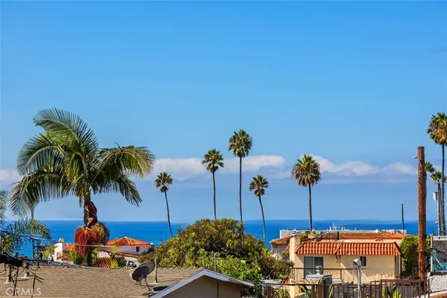 $2,400,000 | 221 Avenida De La Grulla, San Clemente, CA 92672