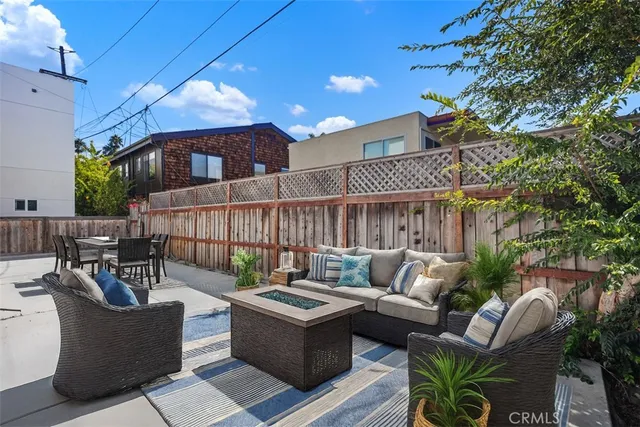 $2,400,000 | 221 Avenida De La Grulla, San Clemente, CA 92672