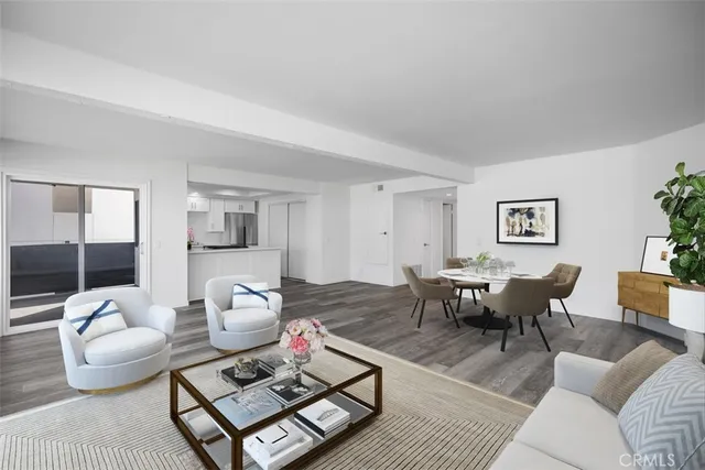 $2,400,000 | 221 Avenida De La Grulla, San Clemente, CA 92672