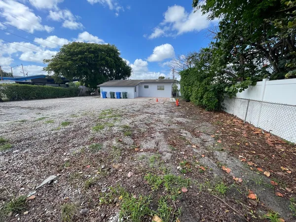 $749,900 | 840 Northwest 33rd Street, Oakland Park, FL 33309