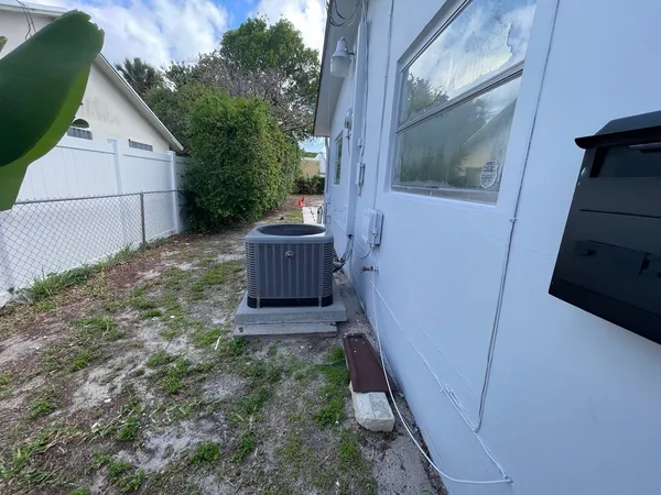 $749,900 | 840 Northwest 33rd Street, Oakland Park, FL 33309
