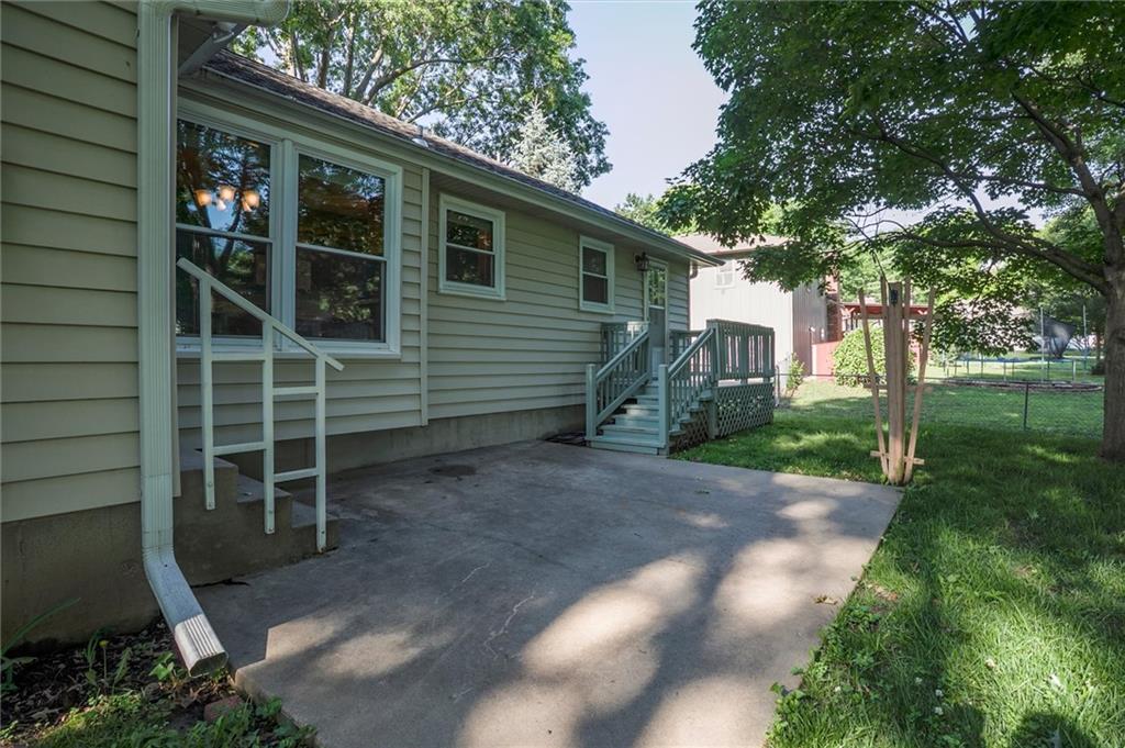 1016 South Stratford Road Olathe, KS 66062 - Photo 25 of 30