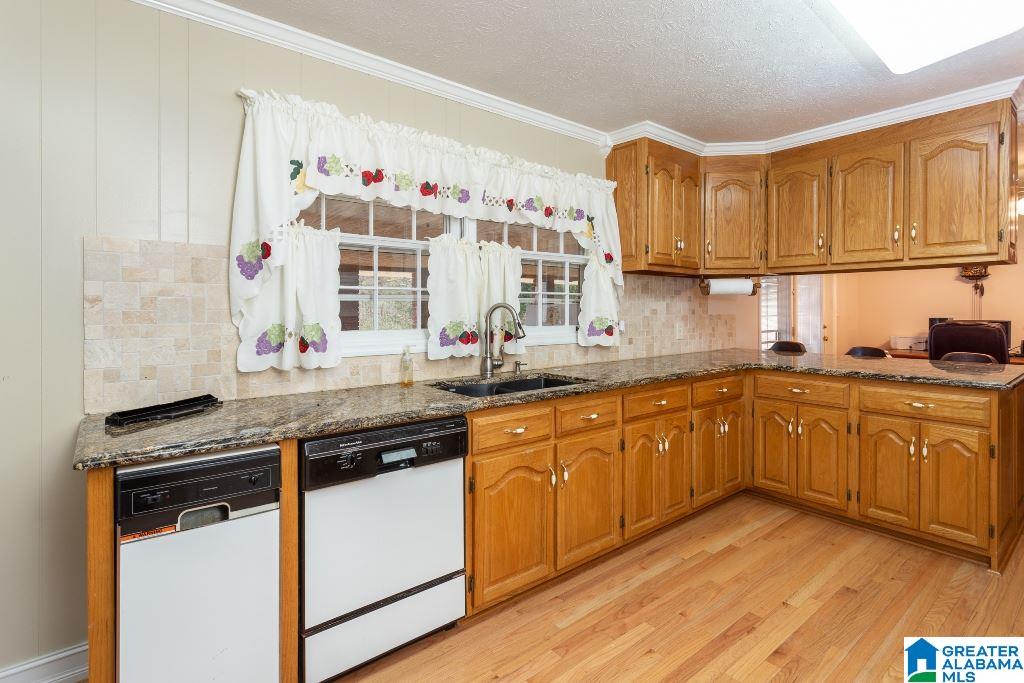 1181 Mountain View Road Talladega, AL 35160 - Photo 6 of 38