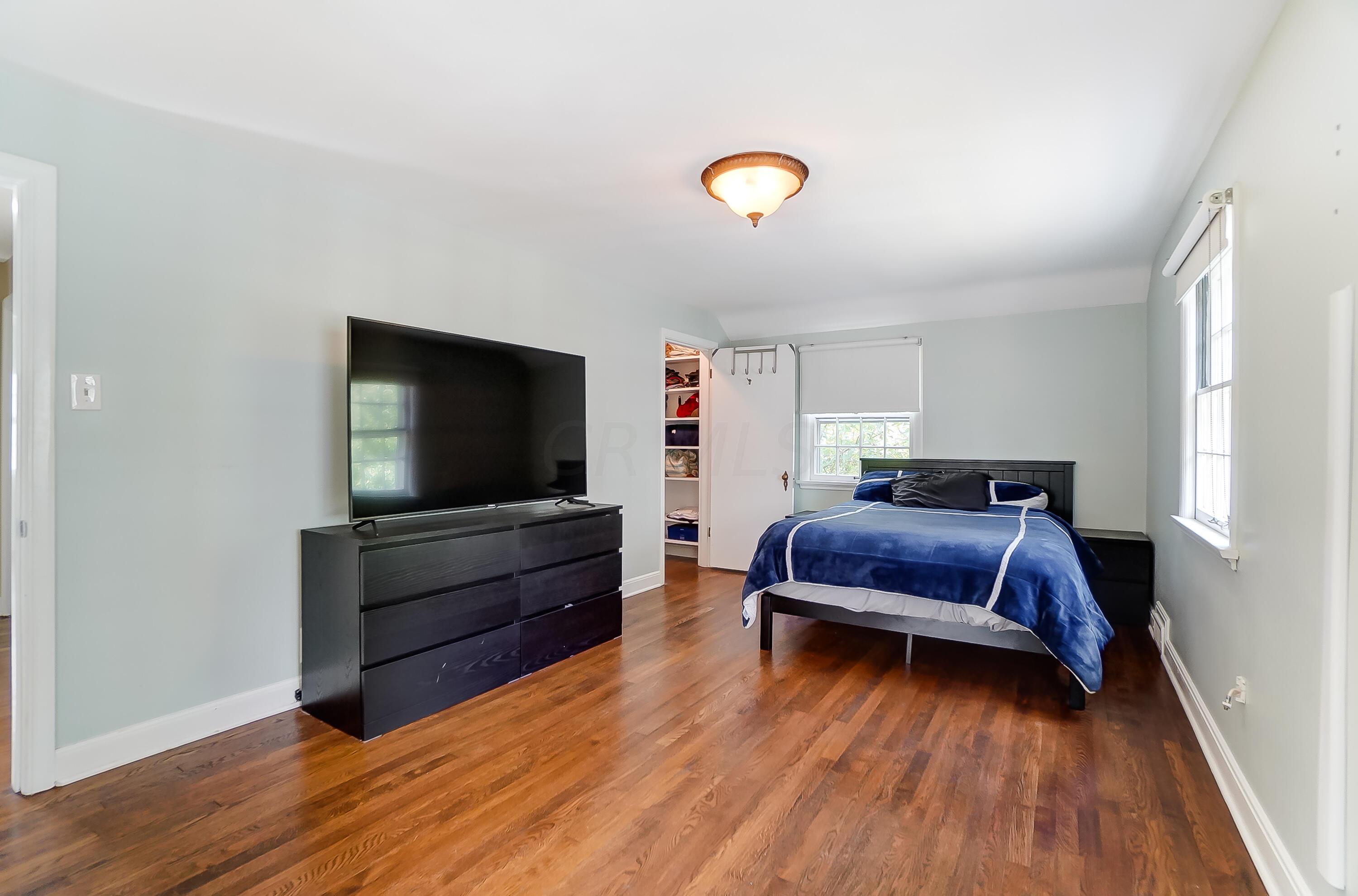 111 Aldrich Road Columbus, OH 43214 - Photo 24 of 54 025