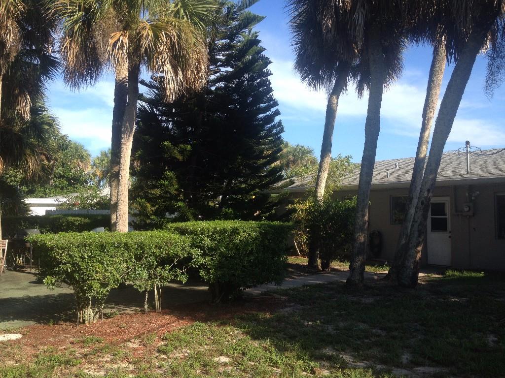 835 Acacia Road Vero Beach, FL 32963 - Photo 24 of 36 Gallery Image 24
