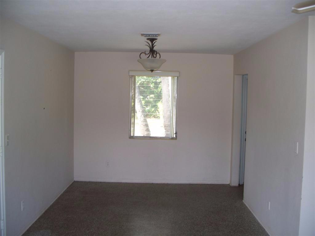 835 Acacia Road Vero Beach, FL 32963 - Photo 10 of 36 Gallery Image 10