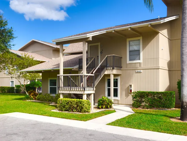 $299,000 | 18419 Southeast Wood Haven Lane, Unit A, Jupiter, FL 33469