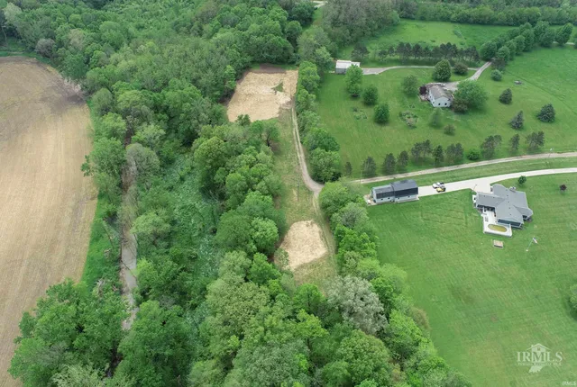 $124,900 | 2510 South Whitney Road, Selma, IN 47383