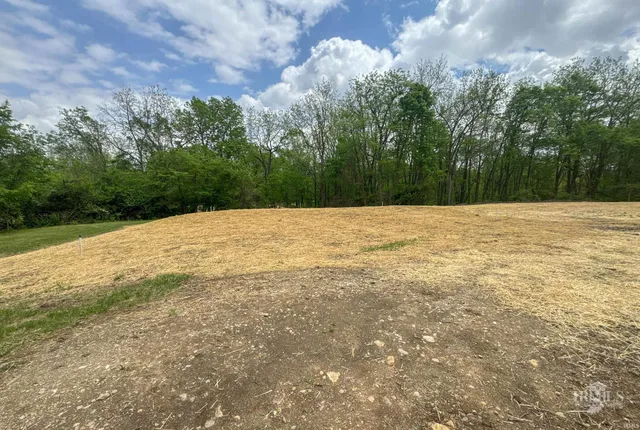 $124,900 | 2510 South Whitney Road, Selma, IN 47383