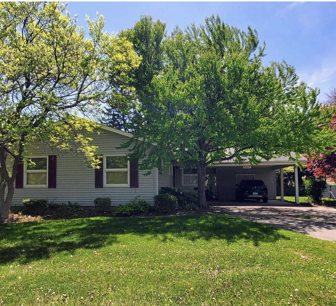 3517 Miller Road Flint, MI 48503 - Photo 2 of 28 50116082-1.JPG