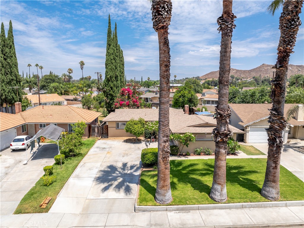 10409 Pendleton Street Riverside, CA 92505 - Photo 31 of 35 a view of a city with tall buildings