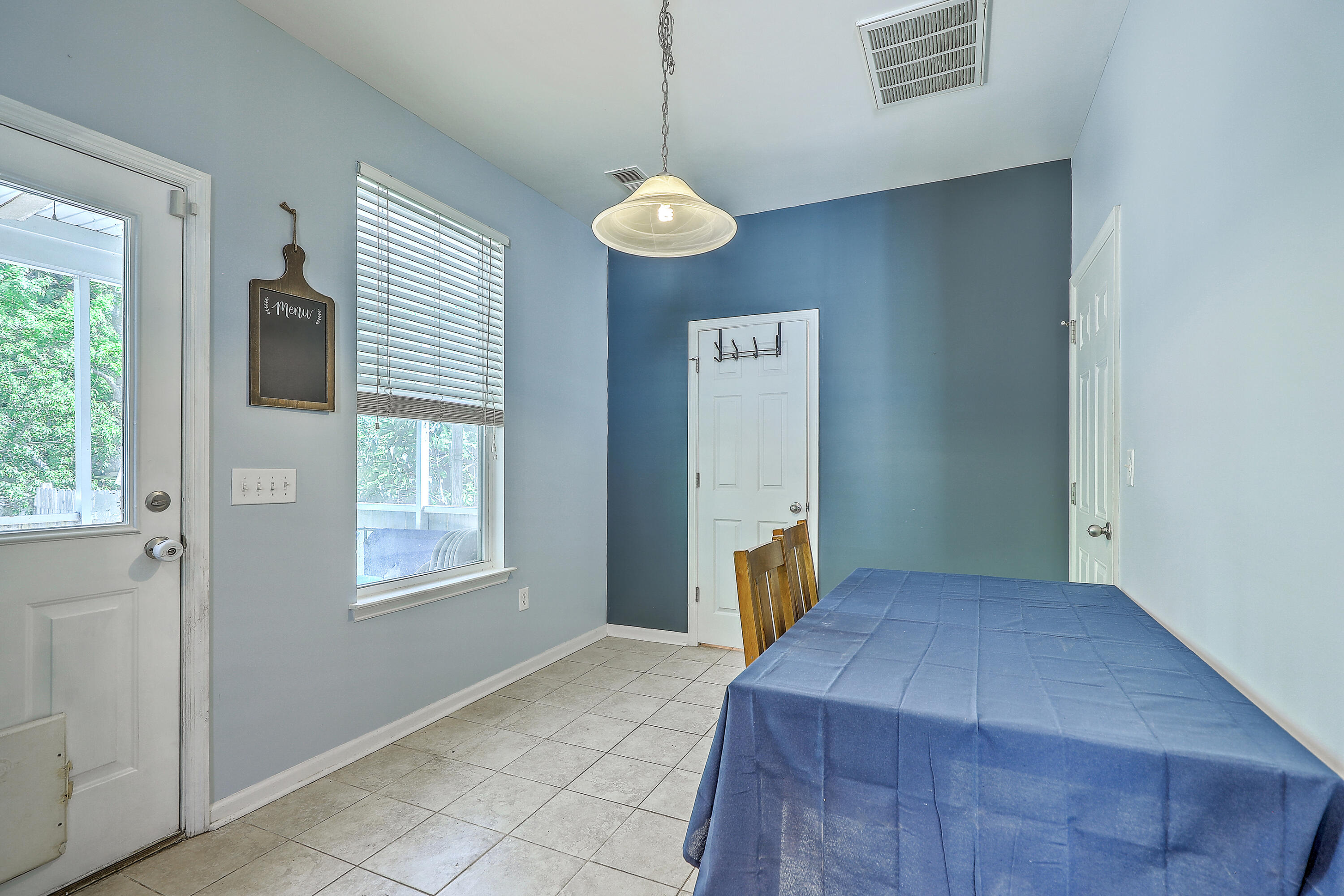 3661 Locklear Lane Mount Pleasant, SC 29466 - Photo 14 of 31 0W7A6105_06_07_08_09_10_11