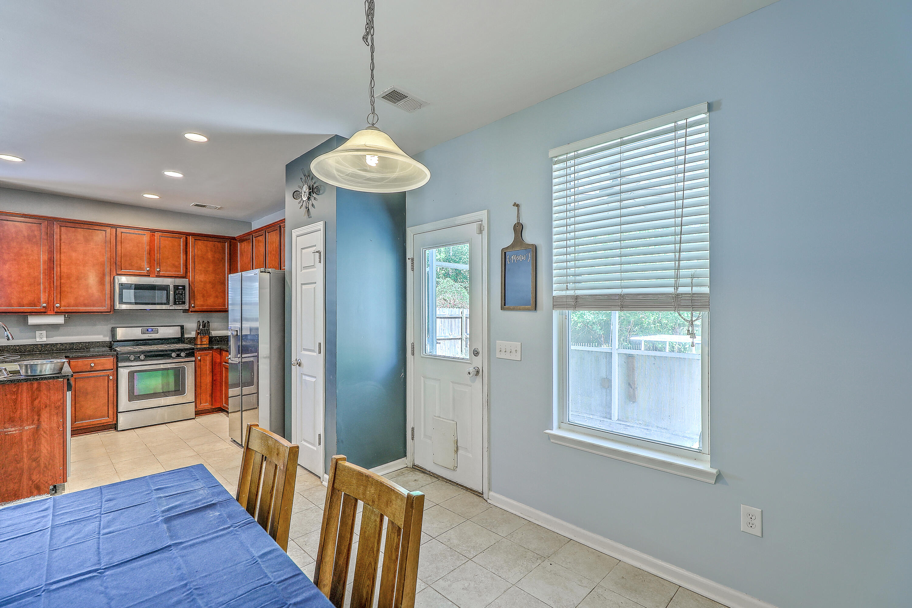 3661 Locklear Lane Mount Pleasant, SC 29466 - Photo 15 of 31 0W7A6112_3_4_5_6_7_8