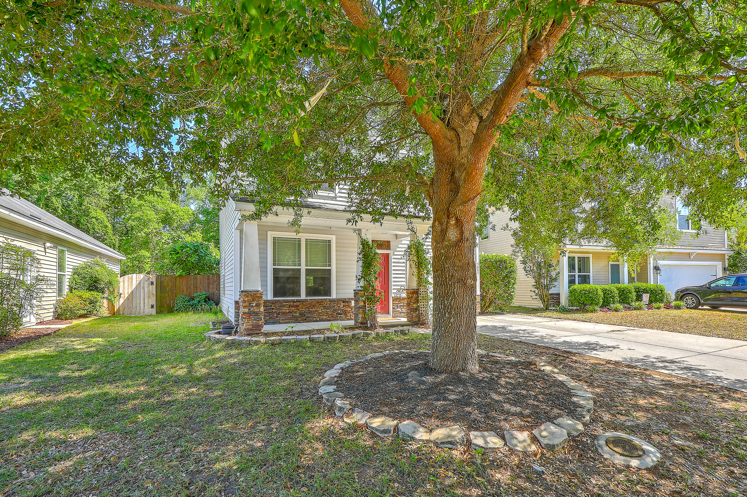 3661 Locklear Lane Mount Pleasant, SC 29466 - Photo 2 of 31 0W7A6021_2_3_4_5_6_7