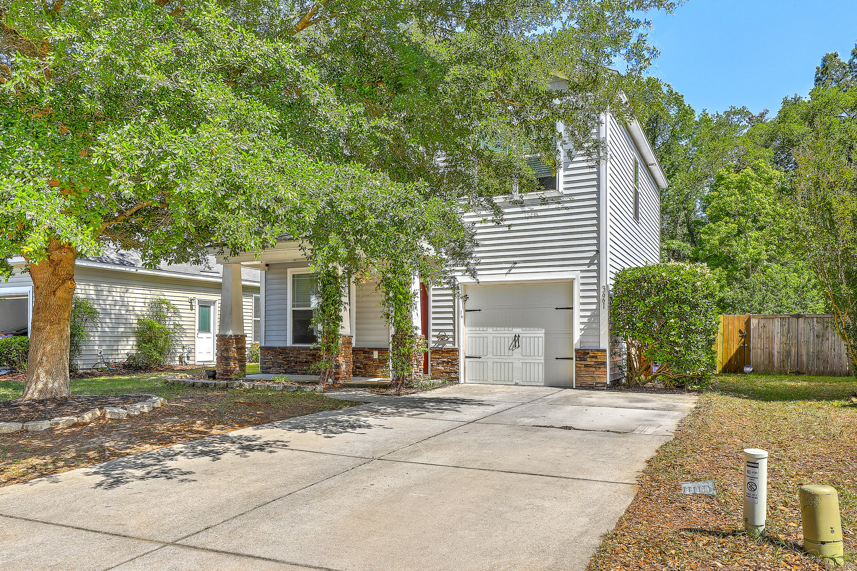 3661 Locklear Lane Mount Pleasant, SC 29466 - Photo 3 of 31 0W7A6028_29_30_31_32_33_34