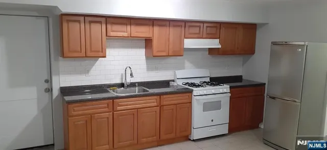 $895,000 | 72 Sherman Avenue, Newark, NJ 07114