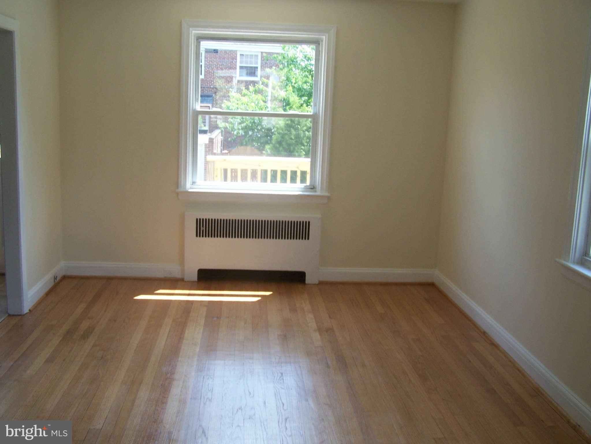 3801 Yolando Road Baltimore, MD 21218 - Photo 4 of 12 Dining Room