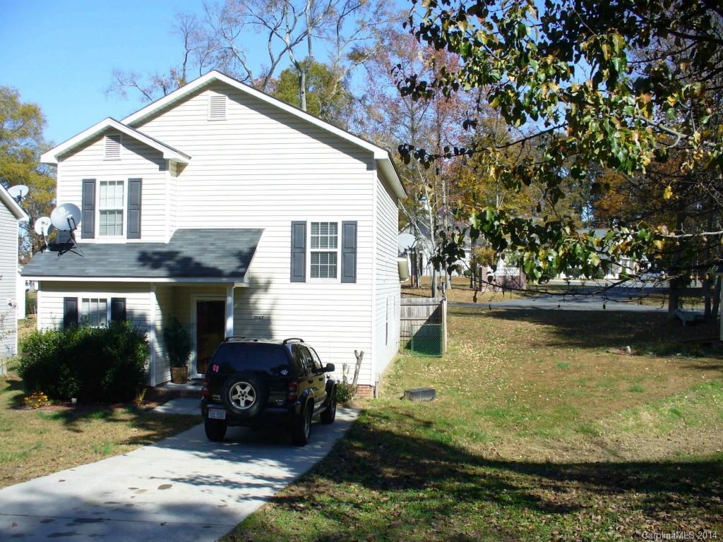 3067 Starnes Road Charlotte, NC 28214 - Photo 2 of 24