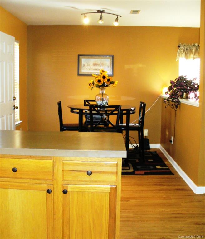 3067 Starnes Road Charlotte, NC 28214 - Photo 7 of 24