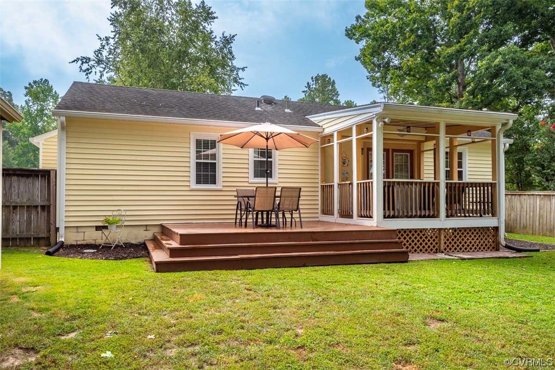 4648 Brookridge Road Chesterfield, VA 23832 - Photo 44 of 50 a front view of a house with a yard