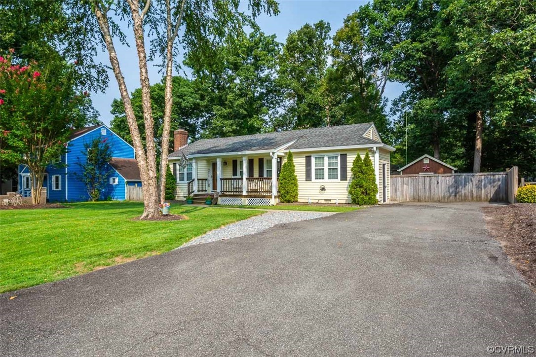 4648 Brookridge Road Chesterfield, VA 23832 - Photo 6 of 50 a view of outdoor space yard and porch