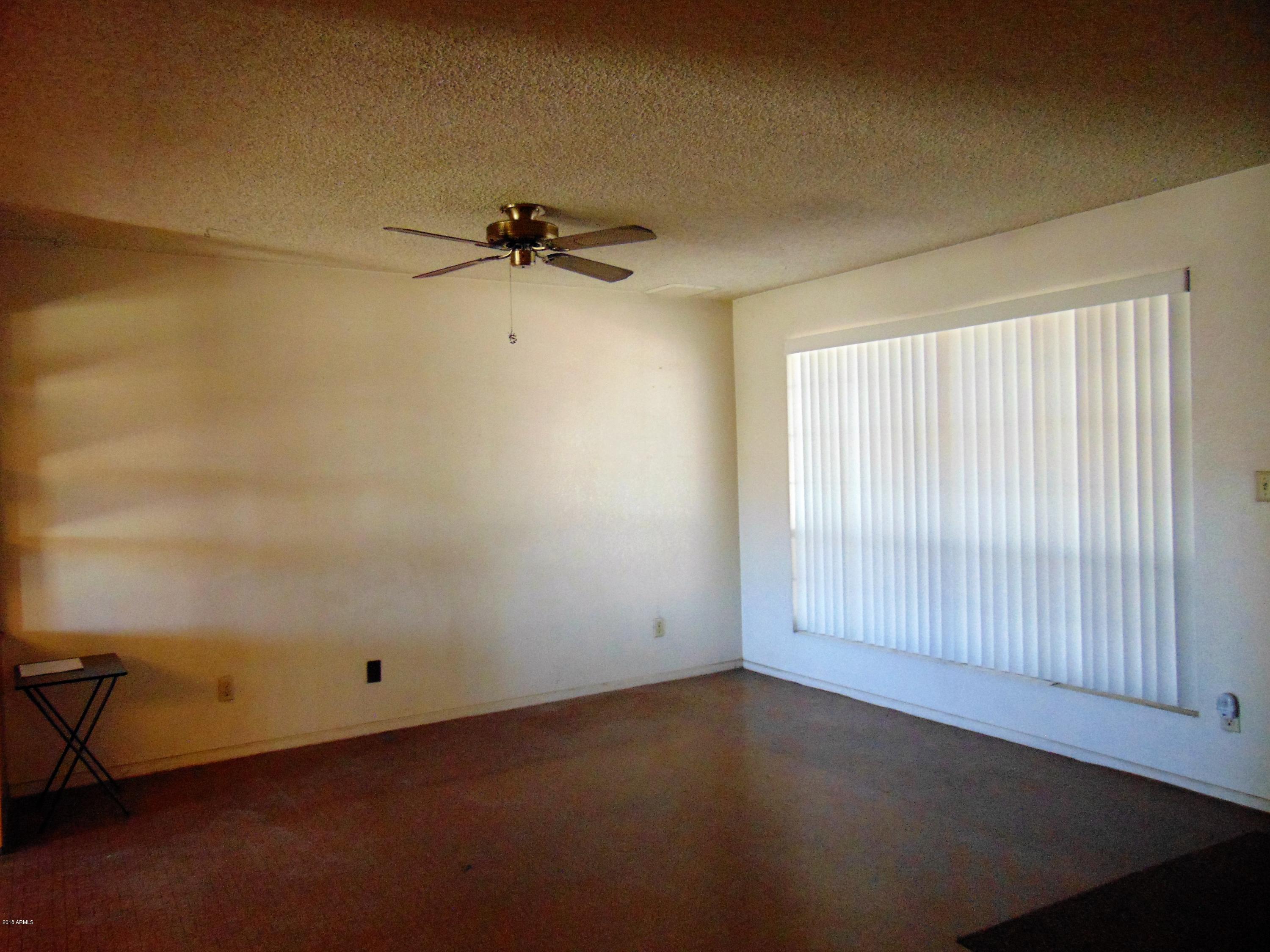 7732 West Cheery Lynn Road Phoenix, AZ 85033 - Photo 13 of 54 7732 W Cheery Lynn Rd (8)