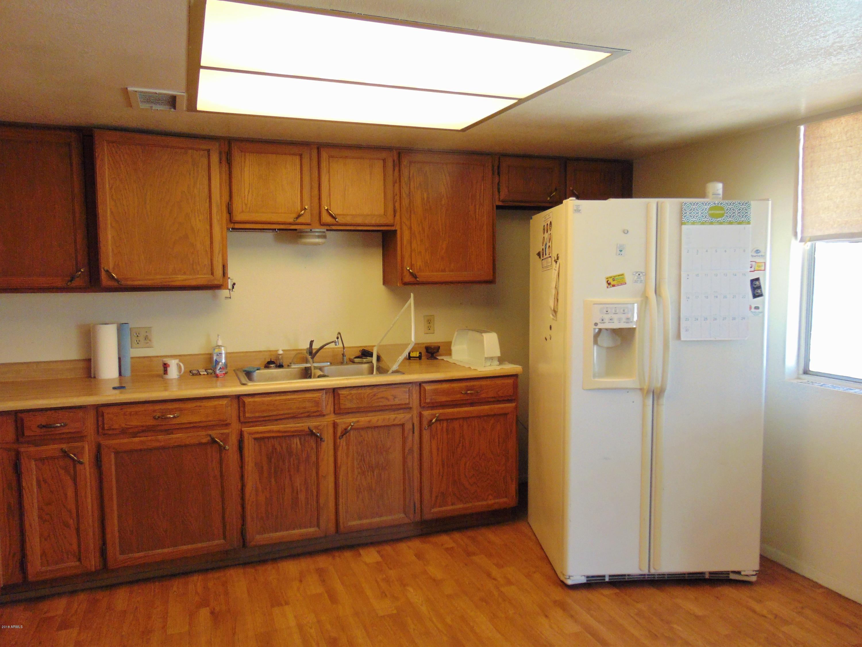 7732 West Cheery Lynn Road Phoenix, AZ 85033 - Photo 21 of 54 7732 W Cheery Lynn Rd (15)