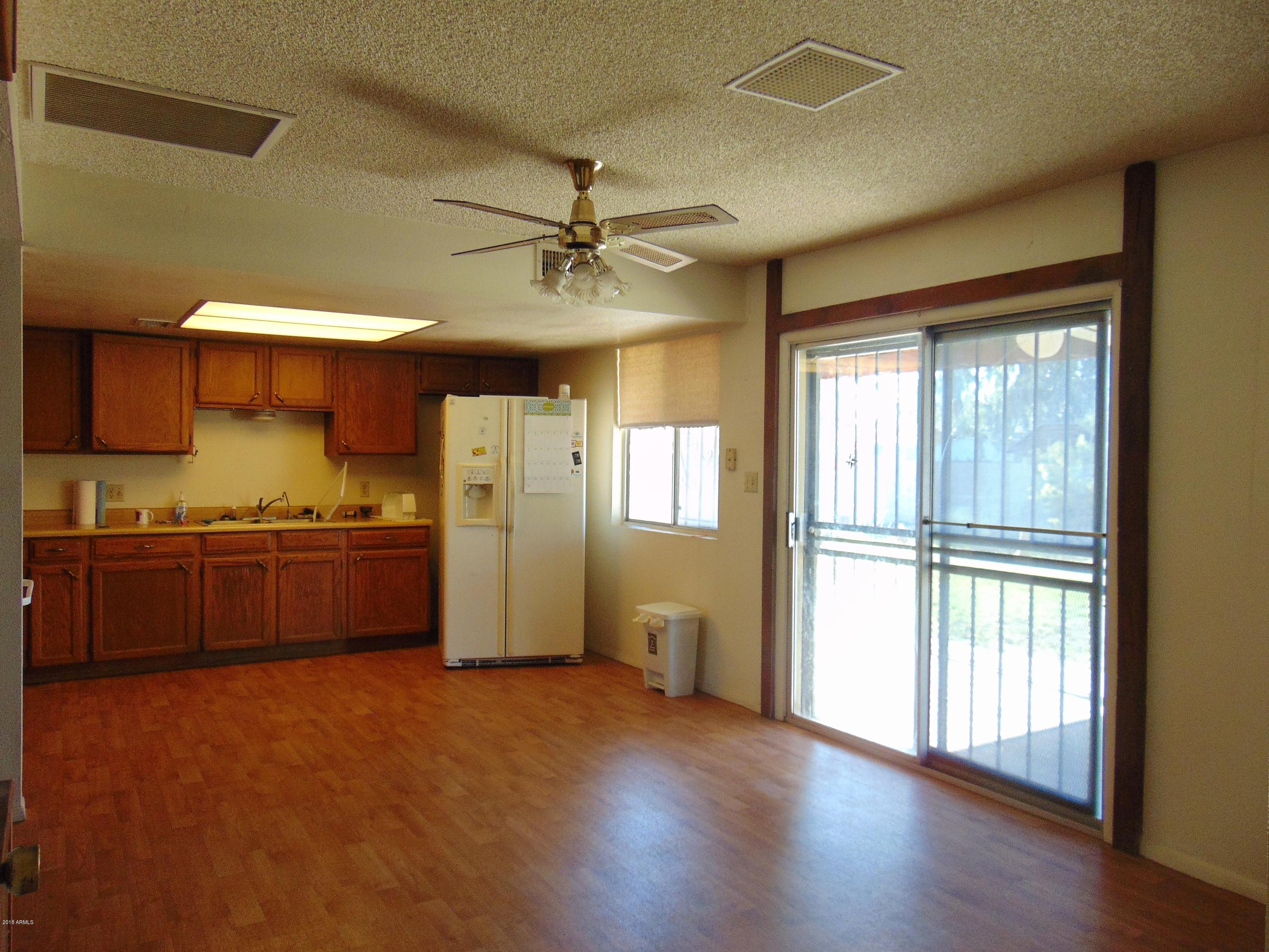 7732 West Cheery Lynn Road Phoenix, AZ 85033 - Photo 3 of 54 7732 W Cheery Lynn Rd (13)