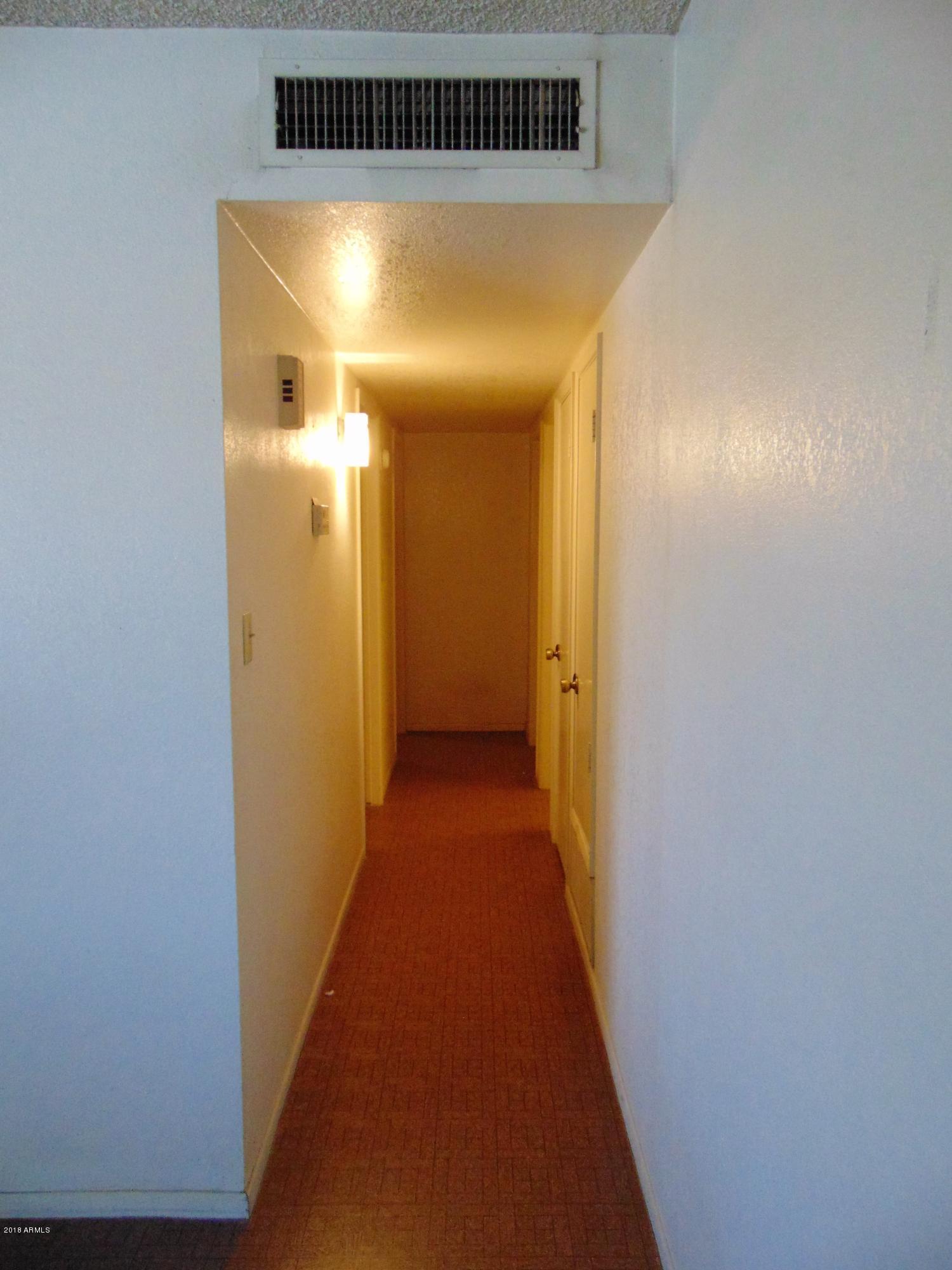 7732 West Cheery Lynn Road Phoenix, AZ 85033 - Photo 31 of 54 7732 W Cheery Lynn Rd (27)