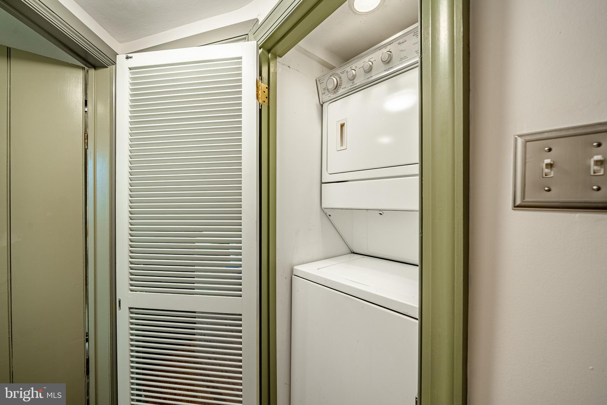 59 East Main Street Elverson, PA 19520 - Photo 33 of 43 a utility room with dryer and washer