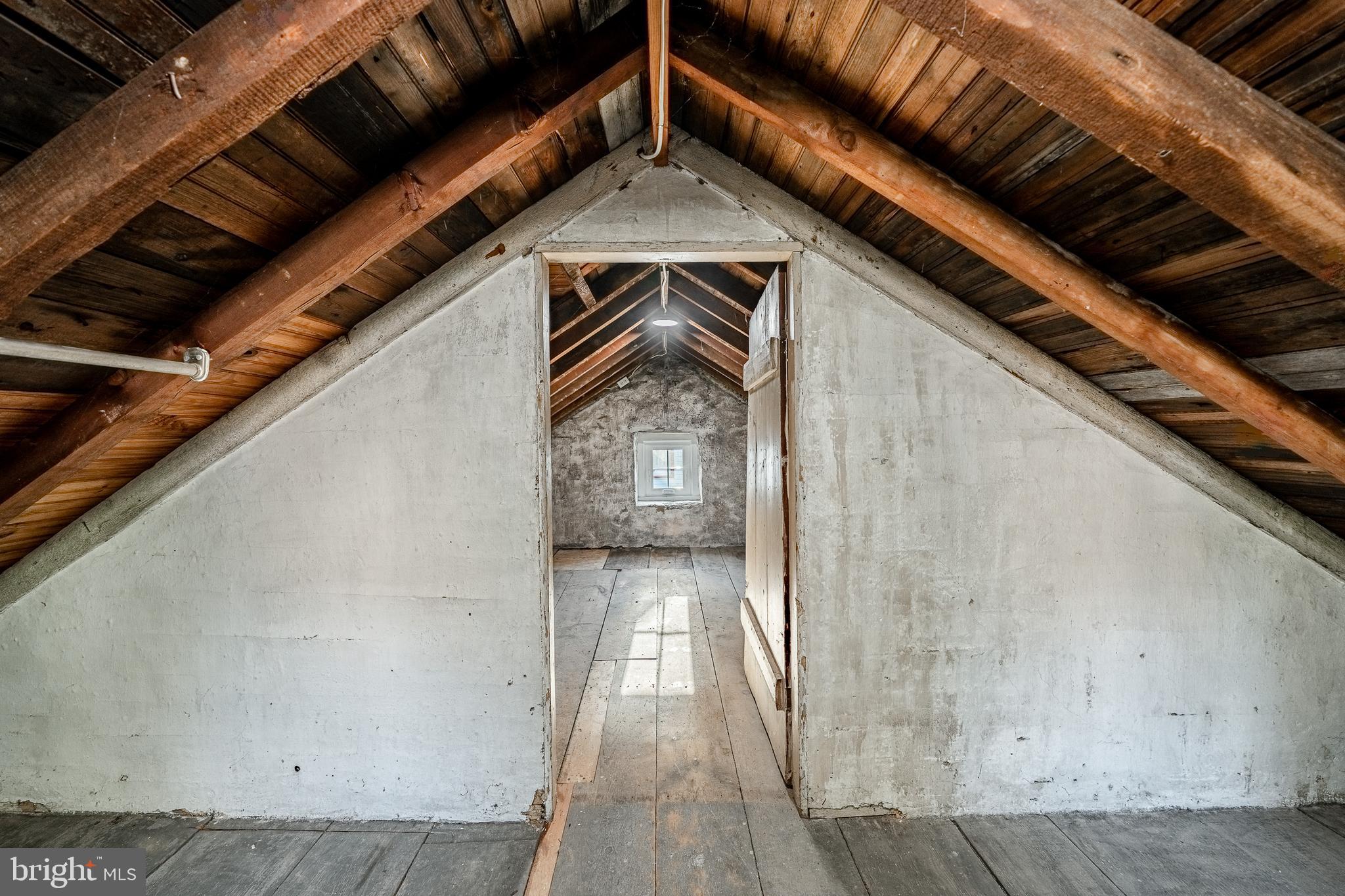 59 East Main Street Elverson, PA 19520 - Photo 34 of 43 a view of a pathway of a house