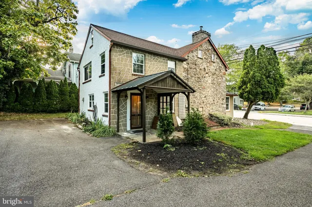 $475,000 | 59 East Main Street, Elverson, PA 19520