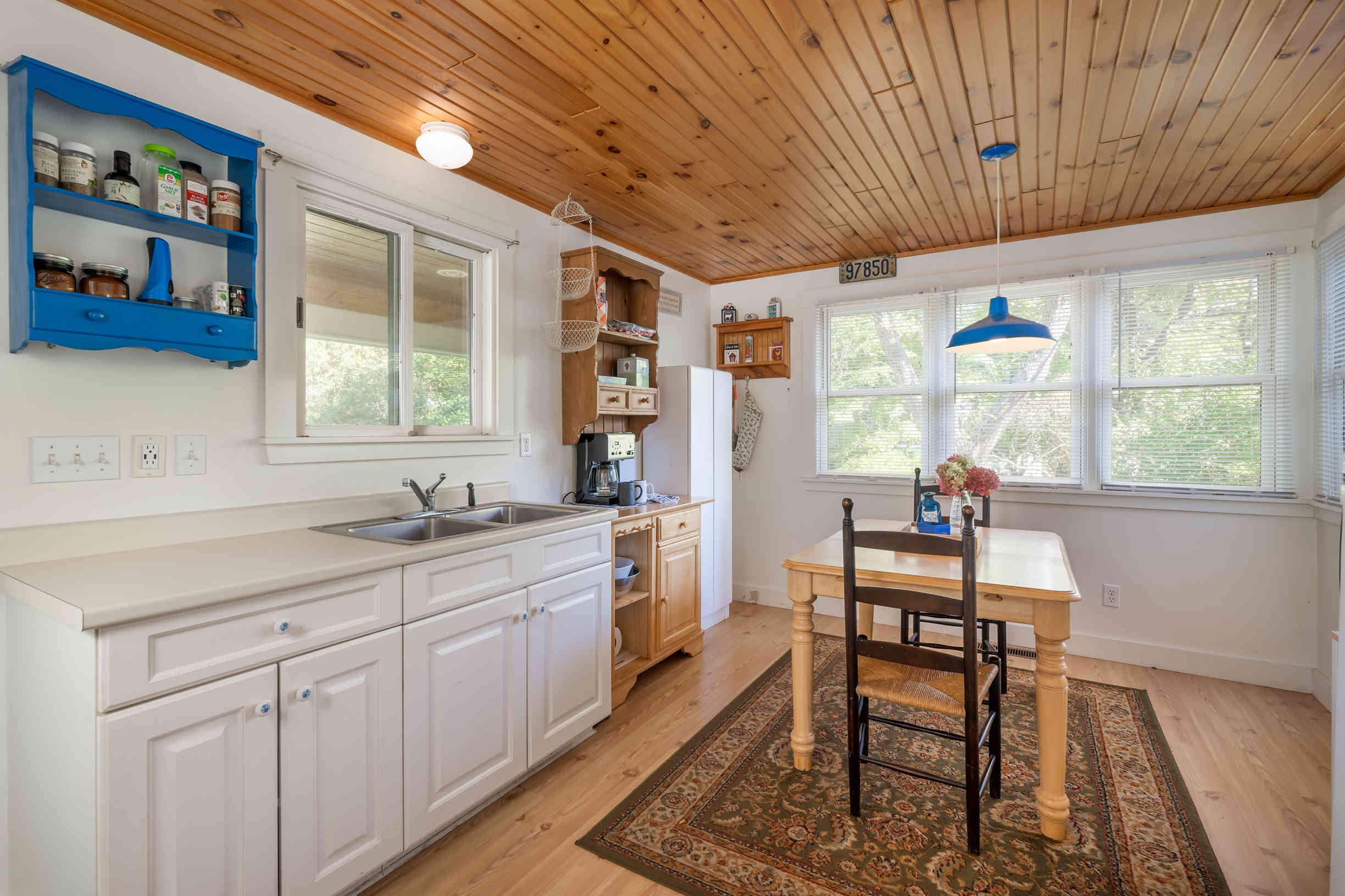 66 Stearns Road Ogunquit, ME 03907 - Photo 6 of 21 Morning Sun