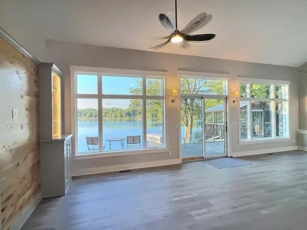 $825,000 | 2906 Donnelly Drive Northwest, Buffalo, MN 55313