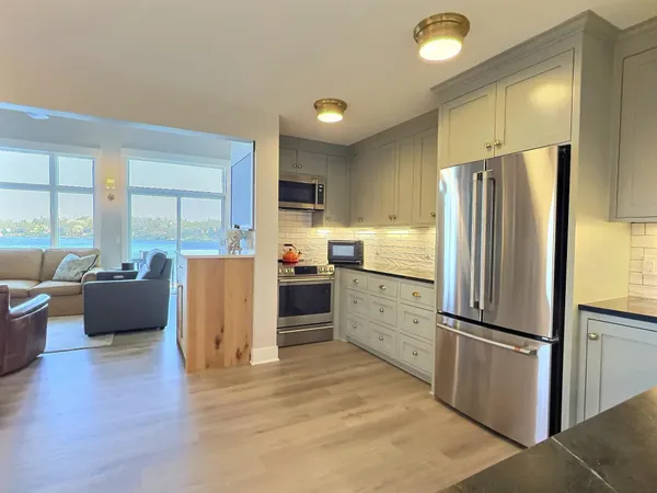 $825,000 | 2906 Donnelly Drive Northwest, Buffalo, MN 55313