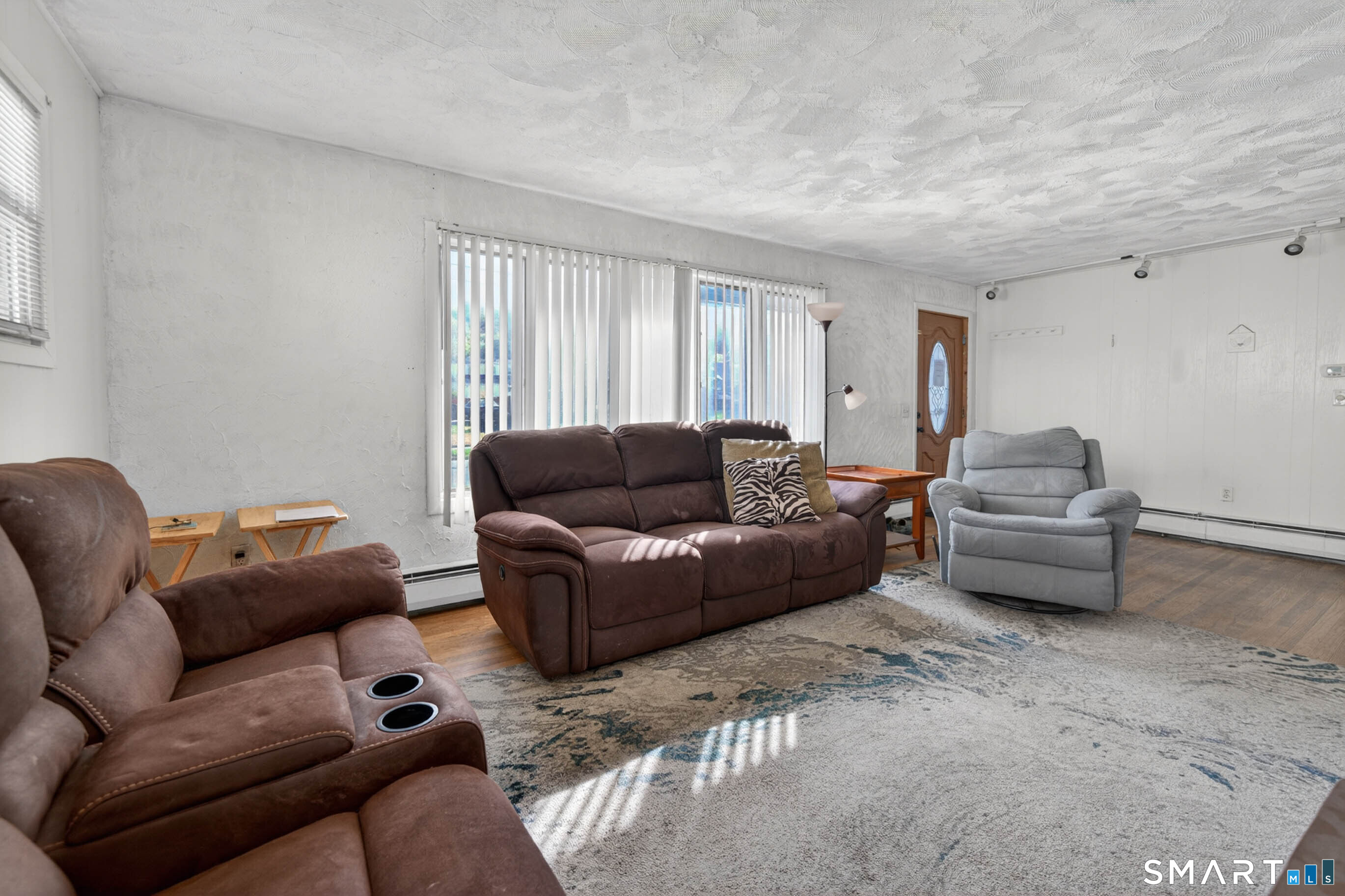 30 Grafton Road Hamden, CT 06517 - Photo 4 of 18