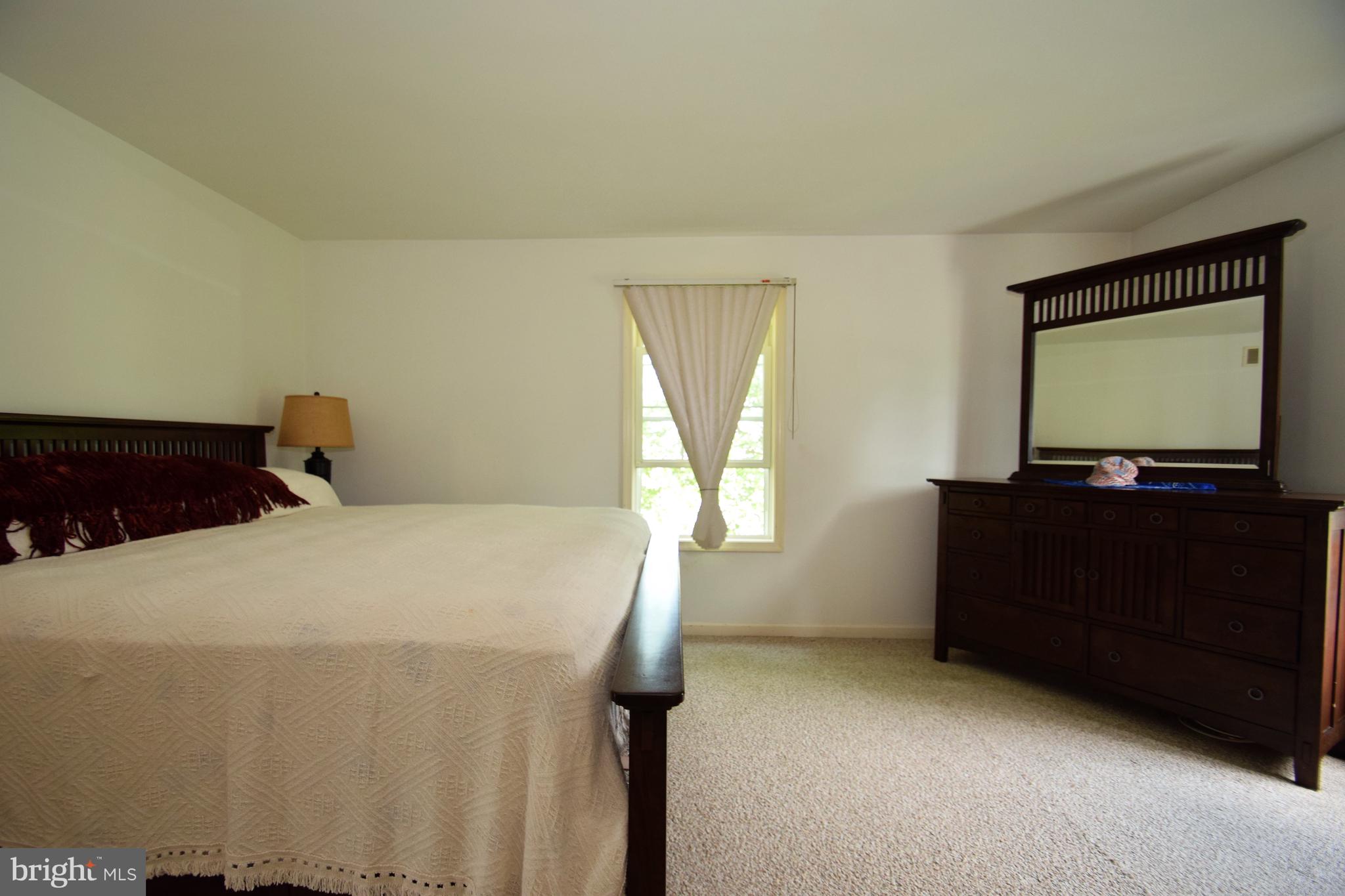17 Croyden Road Newark, DE 19702 - Photo 12 of 30 Master bedroom