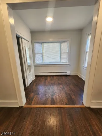 a view of utility room