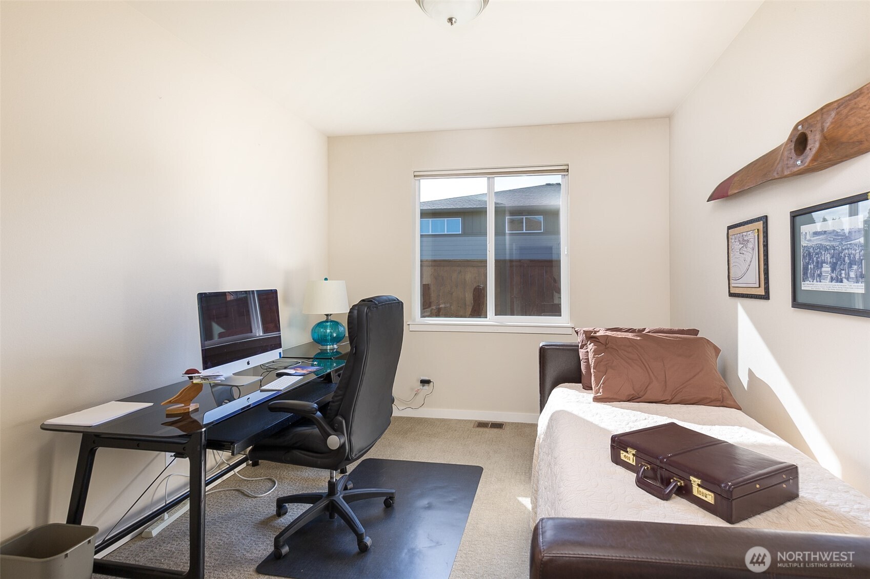 271 Blue Glacier Loop Sequim, WA 98382 - Photo 12 of 39 a view of a livingroom with workspace and a couch